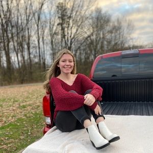 Meet your Posher, Haleigh